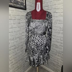 Express Multicolored Wrap Dress.  Size Small. Gray, Black, and White.